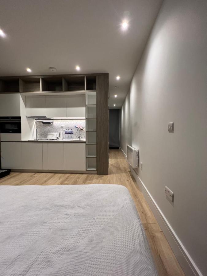 London Luxxe Suites & Apartments - London Heathrow Airport, Terminal 1 2 3 4 5 Hillingdon Exteriér fotografie