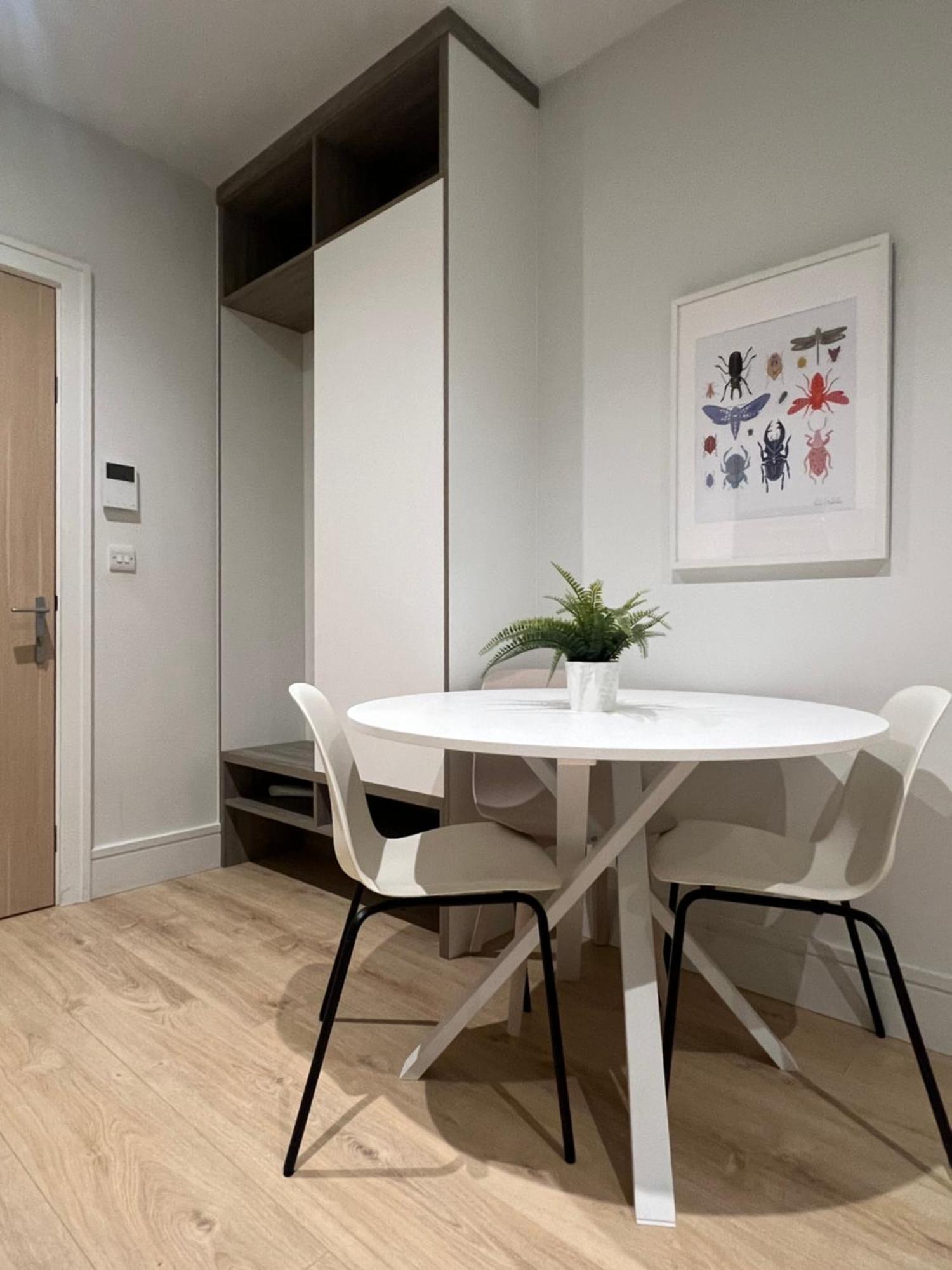 London Luxxe Suites & Apartments - London Heathrow Airport, Terminal 1 2 3 4 5 Hillingdon Exteriér fotografie