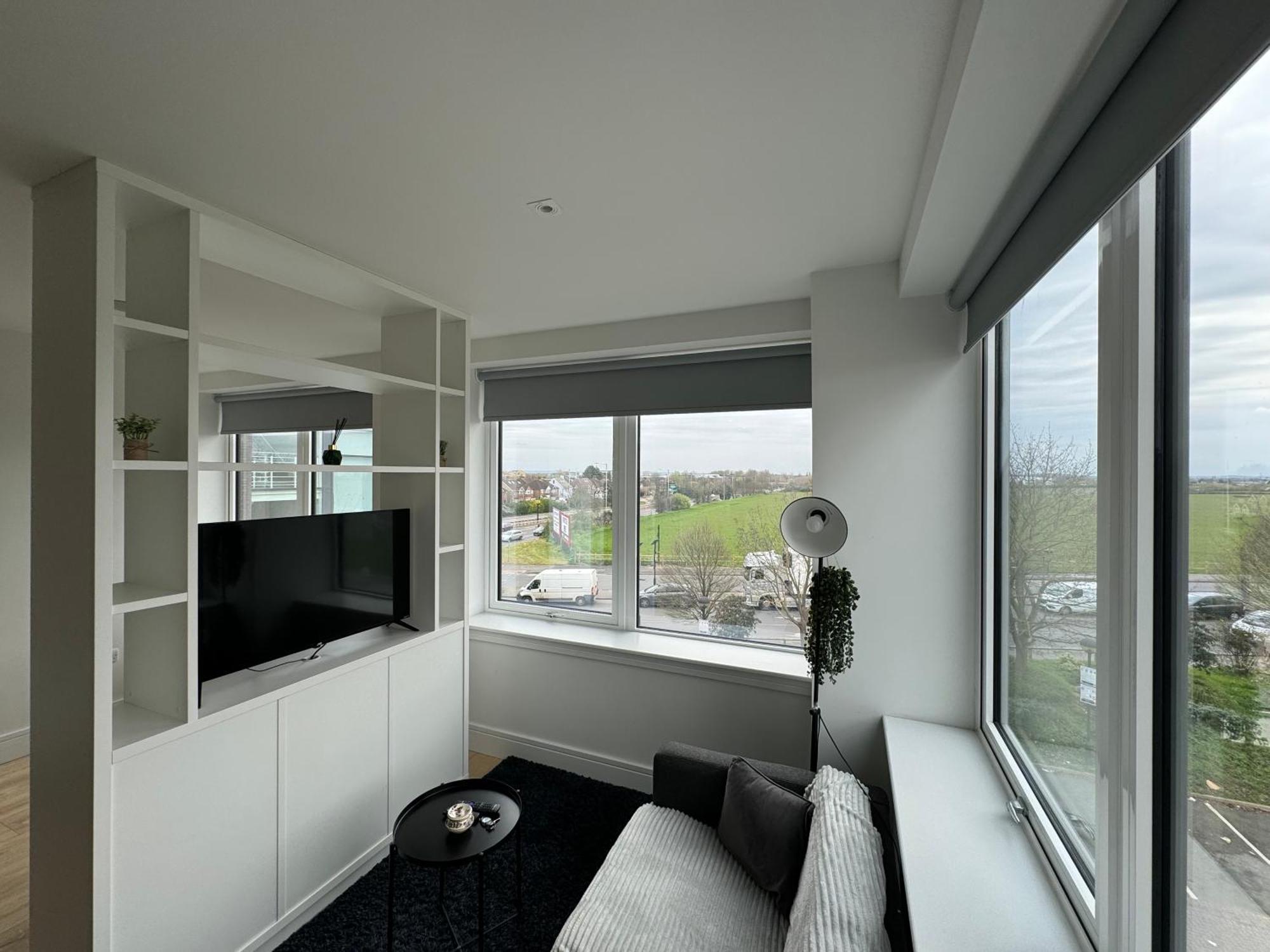 London Luxxe Suites & Apartments - London Heathrow Airport, Terminal 1 2 3 4 5 Hillingdon Exteriér fotografie